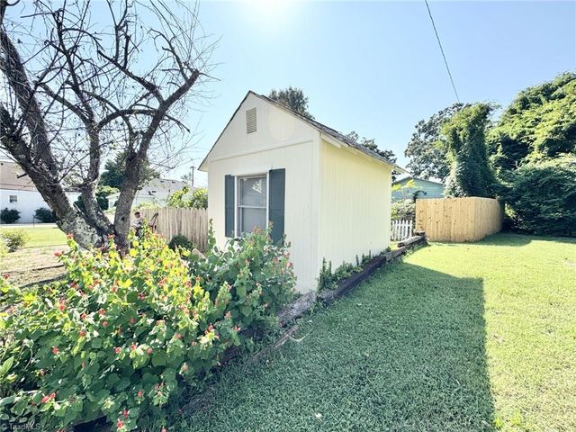 3903 Clifton Road, Greensboro, NC 27407