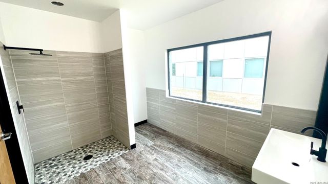 7637 FM 3009 Unit 801, Schertz, TX 78154