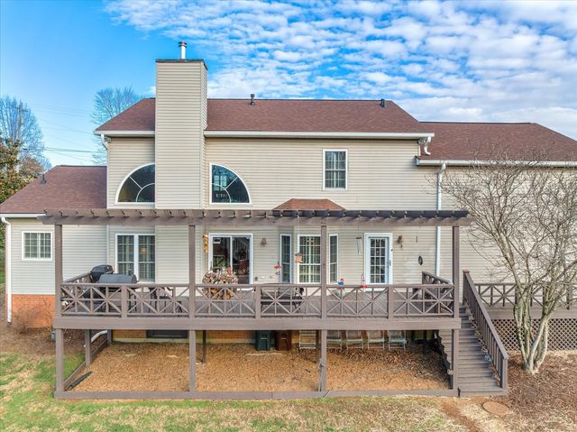 195 The Hollows Ct, Hendersonville, TN 37075