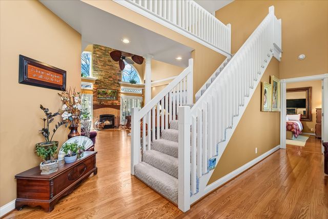 195 The Hollows Ct, Hendersonville, TN 37075