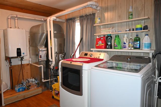 2096 S Mill Iron Road, Muskegon, MI 49442