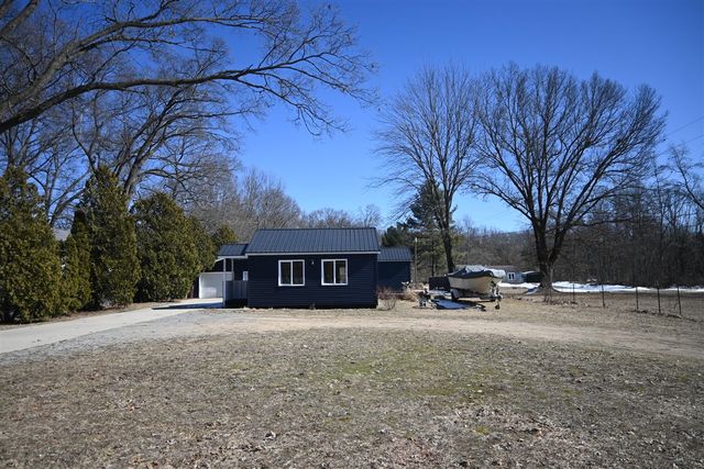 2096 S Mill Iron Road, Muskegon, MI 49442