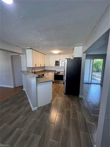 712 Camellia DR, North Fort Myers, FL 33903