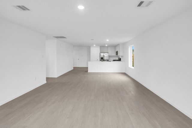 401 Monarch Trail, Huntsville, TX 77340