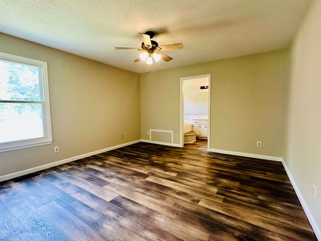 287 GILCHRIST STANTONVILLE RD, Adamsville, TN 38310