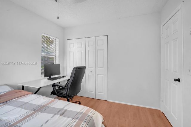 9181 NW 1st Court 101, Pembroke Pines, FL 33024