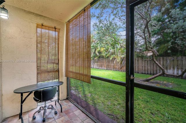 9181 NW 1st Court 101, Pembroke Pines, FL 33024