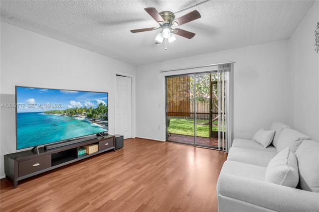 9181 NW 1st Court 101, Pembroke Pines, FL 33024
