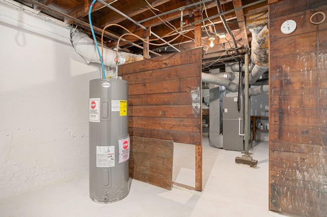 210 S State Street, White Pigeon Vllg, MI 49099