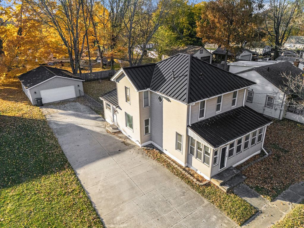 210 S State Street, White Pigeon Vllg, MI 49099