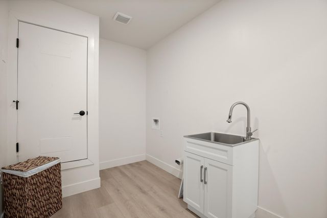 3308 Touchstone ST, Austin, TX 78723