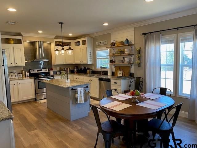 4101 CR 3703, Athens, TX 75752