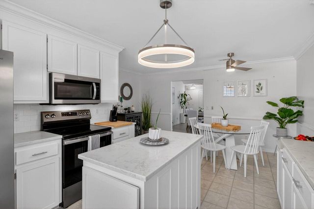 202 Cane Break Lane, Goose Creek, SC 29445