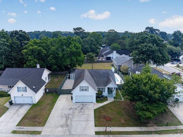 202 Cane Break Lane, Goose Creek, SC 29445