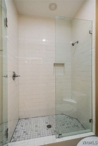 16 Beverly, Tuscaloosa, AL 35404