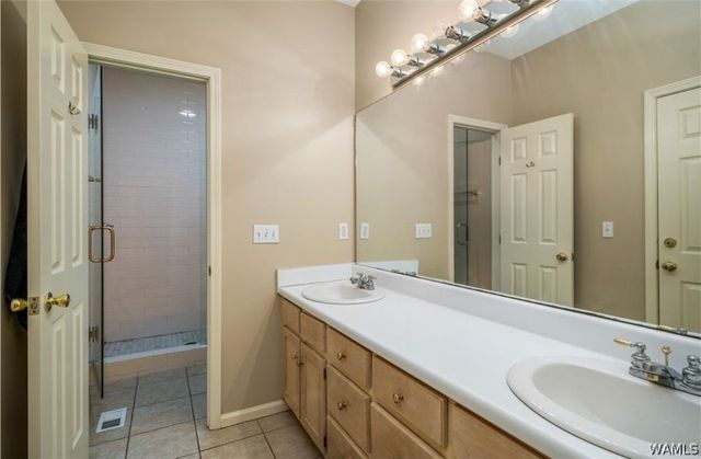 16 Beverly, Tuscaloosa, AL 35404