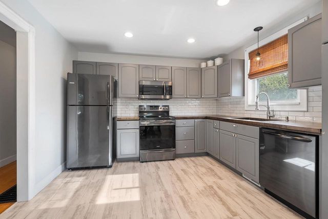 2788 RIVERIDGE LANE, Green Bay, WI 54313