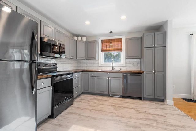 2788 RIVERIDGE LANE, Green Bay, WI 54313