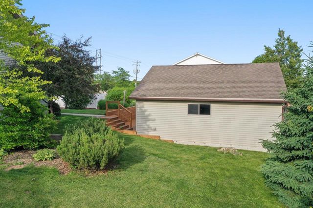 2788 RIVERIDGE LANE, Green Bay, WI 54313