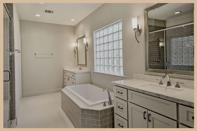 215 Willow Street, Shenandoah, TX 77384