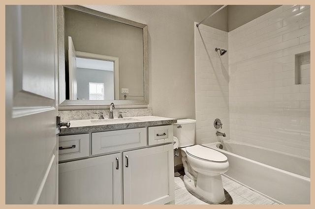 215 Willow Street, Shenandoah, TX 77384