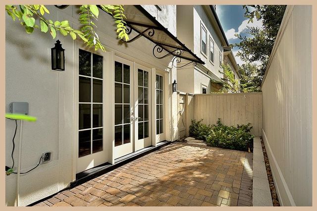 215 Willow Street, Shenandoah, TX 77384