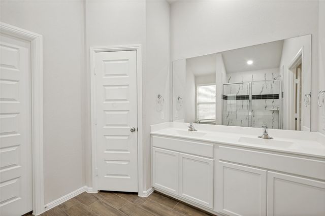 14057 Kempt Drive, Pilot Point, TX 76258