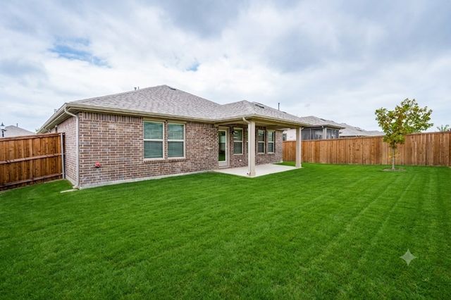 14057 Kempt Drive, Pilot Point, TX 76258
