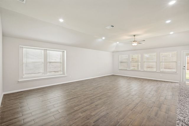 14057 Kempt Drive, Pilot Point, TX 76258