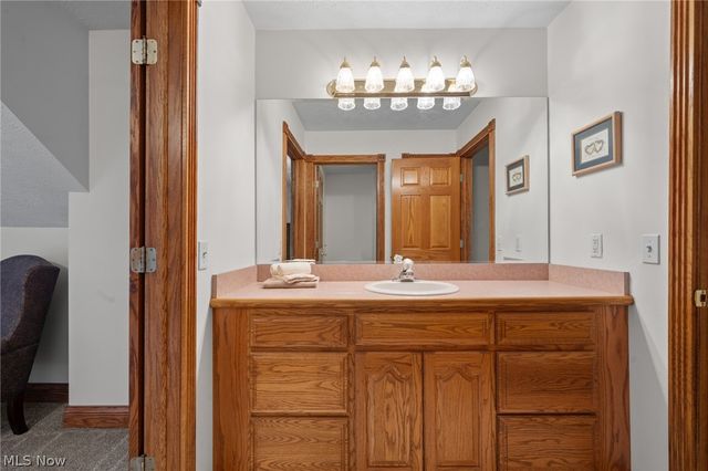 189 Ballantrae Drive, Sagamore Hills, OH 44067