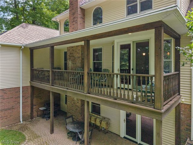 189 Ballantrae Drive, Sagamore Hills, OH 44067