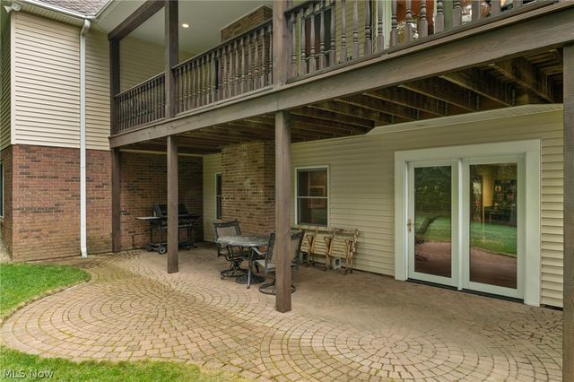 189 Ballantrae Drive, Sagamore Hills, OH 44067