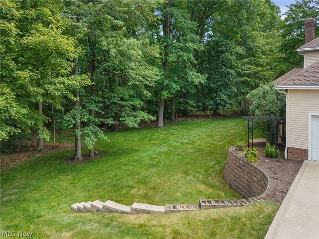 189 Ballantrae Drive, Sagamore Hills, OH 44067