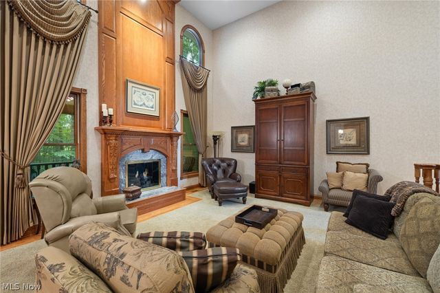 189 Ballantrae Drive, Sagamore Hills, OH 44067