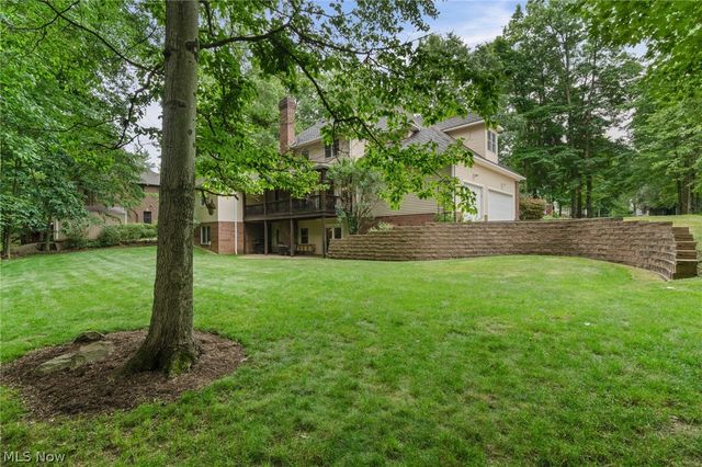 189 Ballantrae Drive, Sagamore Hills, OH 44067
