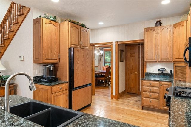 189 Ballantrae Drive, Sagamore Hills, OH 44067