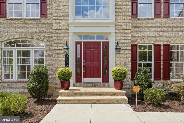 3105 LOWE LN, Fort Washington, MD 20744
