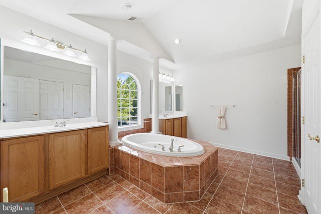 3105 LOWE LN, Fort Washington, MD 20744