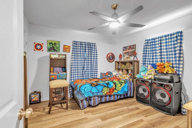 201 E Pearl Street, Celeste, TX 75423