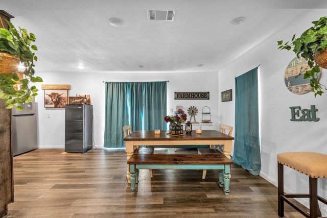 201 E Pearl Street, Celeste, TX 75423