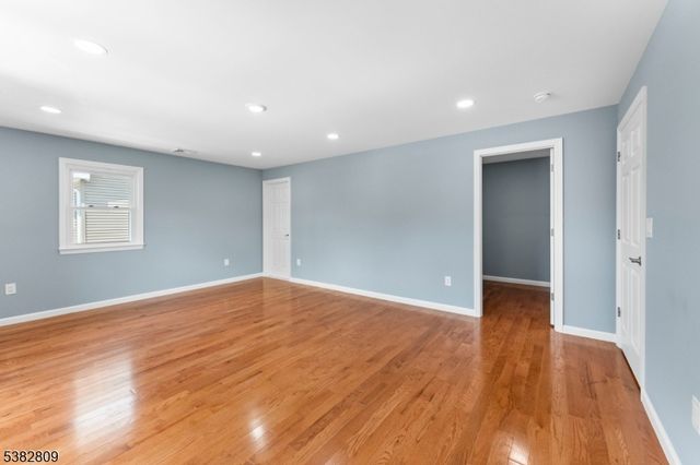 503 Boesel Ave, Manville Boro, NJ 08835