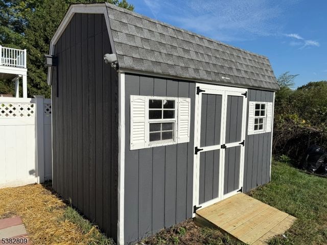 503 Boesel Ave, Manville Boro, NJ 08835