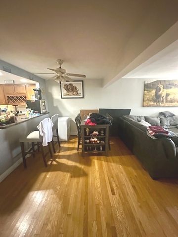 4342 N Kedvale Avenue 3C, Chicago, IL 60641