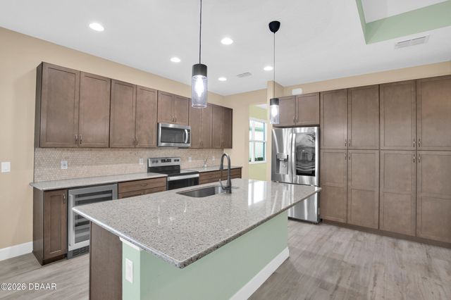422 Good Life Way, Daytona Beach, FL 32124