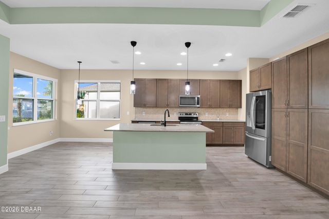 422 Good Life Way, Daytona Beach, FL 32124