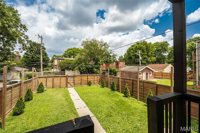 4015 Shenandoah Avenue, St Louis, MO 63110