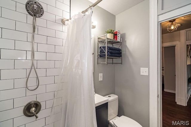 4015 Shenandoah Avenue, St Louis, MO 63110