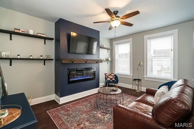 4015 Shenandoah Avenue, St Louis, MO 63110
