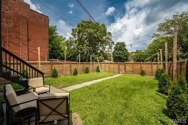 4015 Shenandoah Avenue, St Louis, MO 63110