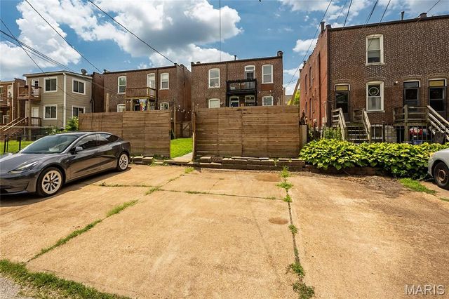 4015 Shenandoah Avenue, St Louis, MO 63110